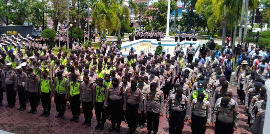 Pelaku Wisata Gelar Aksi Mogok, Ratusan Polisi Dikirim ke Labuan Bajo