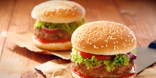 Terbang dari Indonesia, Turis Australia Pulang Didenda Rp 29 Juta karena Bawa Burger