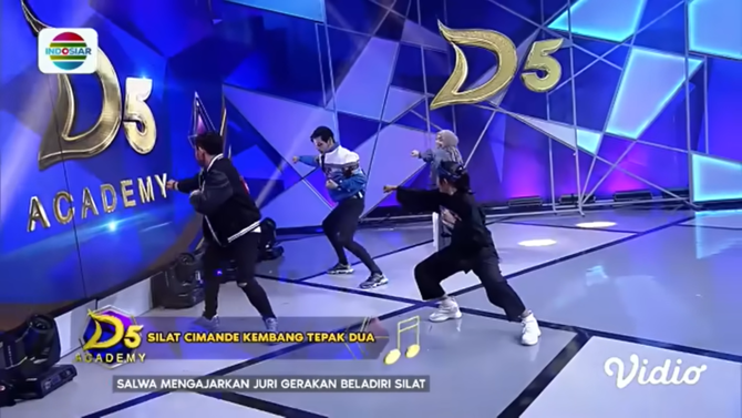 penampilan salwa peserta d039academy 5 asal banten