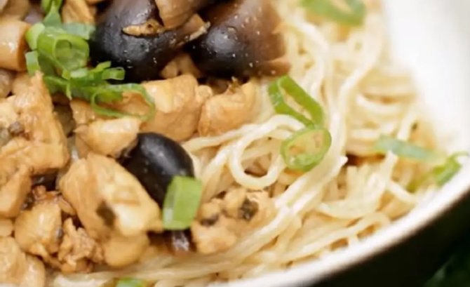 cara membuat mi pangsit ala rumahan bercita rasa lezat bak restoran