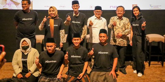 Muhaimin Terharu Nonton Film Pesantren Kisahkan Kehidupan Santri