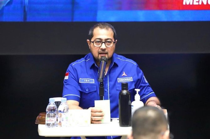 sekjen partai demokrat teuku riefky harsya