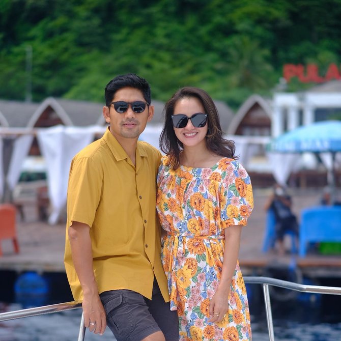 potret romantis ibnu jamil dan ririn ekawati