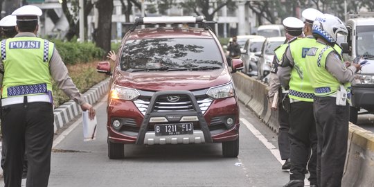 Kendaraan Mati Pajak Bakal Jadi 'Bodong', DPR: Kejar Saja Pajak Orang Kaya