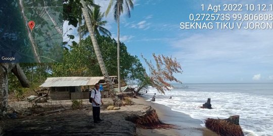 700 Rumah Sepanjang Pantai Tiku Agam Sumbar Dihantui Ancaman Abrasi