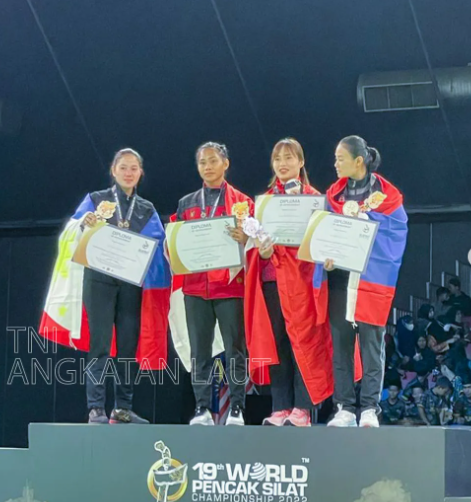 sersan jeni srikandi tni al jadi juara di ajang pencak silat dunia