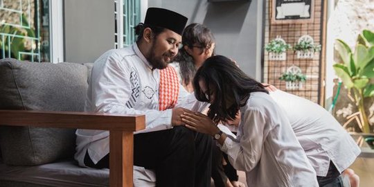 Akhlak adalah Tingkah Laku Manusia, Berikut Macam dan Penjelasannya