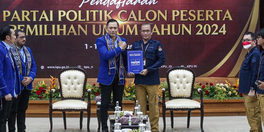 AHY Daftar Partai Demokrat Jadi Peserta Pemilu 2024