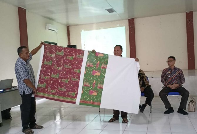 batik khas kabupaten bekasi