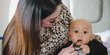 5 Potret Menggemaskan Celine Evangelista Momong Baby L Anak Lesti yang Jadi Sorotan