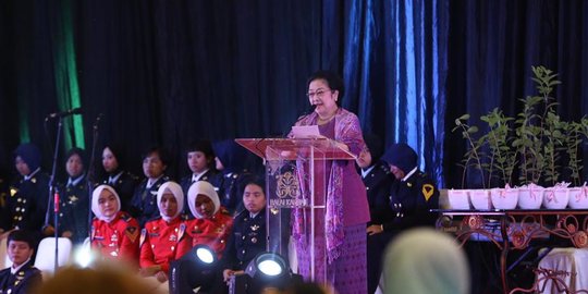 Ketika Megawati Semangati Ibu Hamil: Please Jangan Cengeng