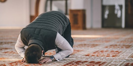 Doa saat Sujud Terakhir, Pahami Bacaannya dan Waktu Tepat serta Keutamaannya