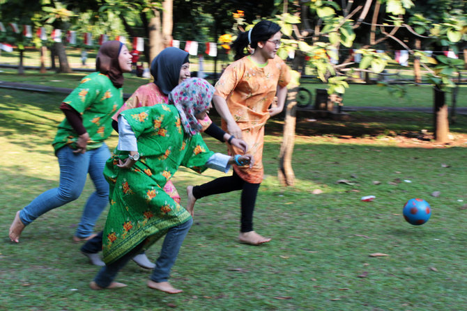 kemeriahan lomba 17 agustus
