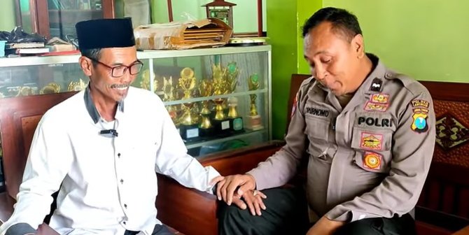 Tolak Hadiah Umrah dari Polisi, Guru Madrasah Ini Lebih Mementingkan Anak Didiknya