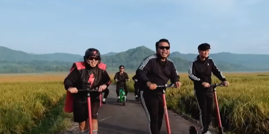 Lirik Lagu Dinda - Endank Soekamti X Masdo