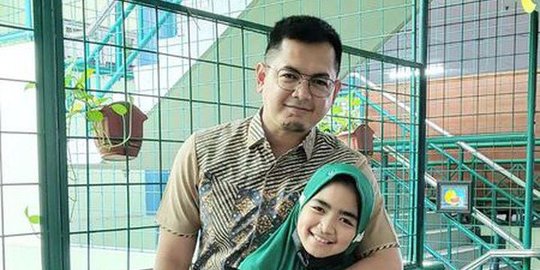 Jarang Tersorot, Intip Potret Aira Anak Tommy Kurniawan yang Beranjak Remaja