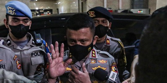 Kasus Pembunuhan Brigadir J: 'Maraton' Bawa Ferdy Sambo Menuju Meja Hijau