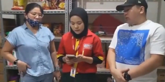 Pegawai Alfamart Rekam Pengendara Mercy Curi Cokelat Tak Bisa Dijerat UU ITE