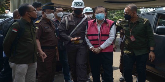 Tangan Diborgol, Tersangka Korupsi Rp78 Triliun Surya Darmadi Diperiksa Kejagung