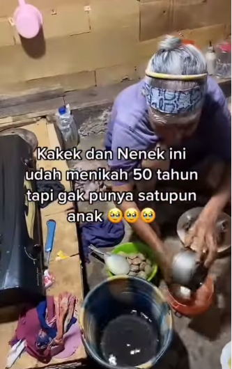 50 tahun menikah tak dikaruniai anak