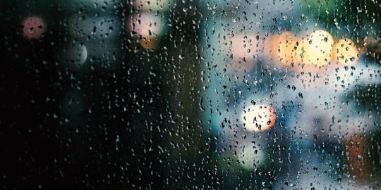 60 Kata Mutiara Hujan di Malam Hari, Renungan Penuh Makna dan Menyentuh Hati