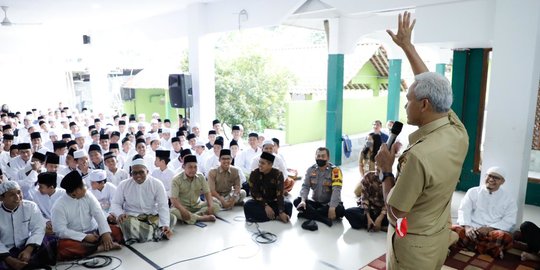 Ganjar Kagum Santri di Banyumas Punya Program Enterpreneur Demi Kemandirian Ekonomi