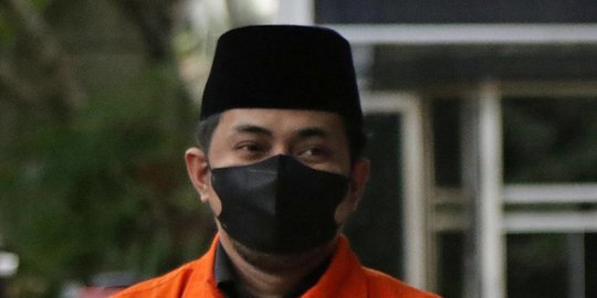 Bupati Nonaktif Penajam Paser Utara Abdul Gafur Mas'ud Dituntut 8 Tahun Penjara