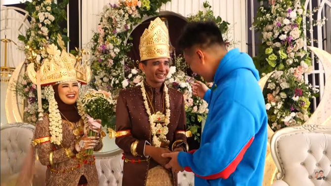 baim wong hadir ke acara kawinan sule di lampung