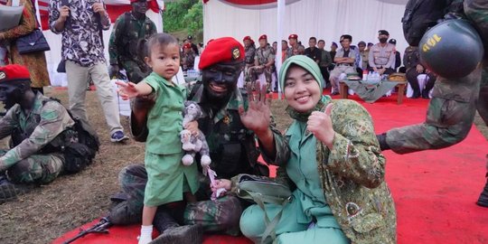 Potret Sangar Pasukan Kopassus Selesai Pendidikan Komando, Ada Sosok 'Malaikat Kecil'