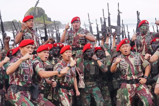 potret sangar pasukan kopassus selesai pendidikan komando