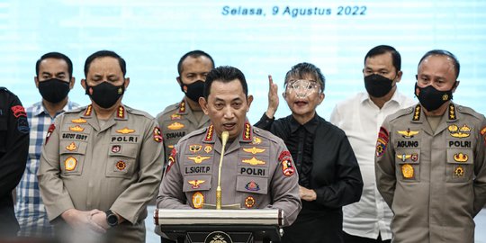 Menkominfo Kirim Pesan Dukungan ke Kapolri: Badai Pasti Berlalu