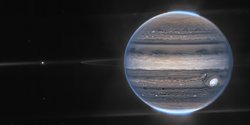 Melihat Foto-Foto Fenomena Aurora di Planet Jupiter dari Teleskop James Webb