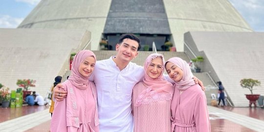 Potret Mahdy Reza Pemain Buku Harian Seorang Istri Bareng Keluarga, Penuh Kehangatan