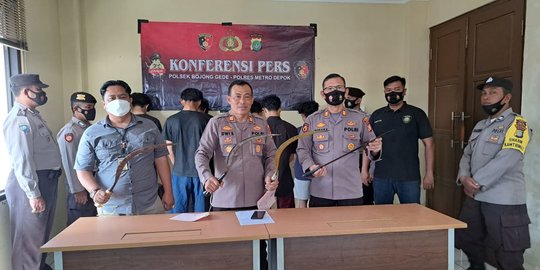 Enam Pemuda di Bogor Konvoi sambil Acungkan Senjata Tajam