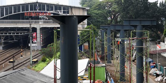 Pembangunan Skywalk Kebayoran Lama Ditargetkan Rampung Oktober 2022