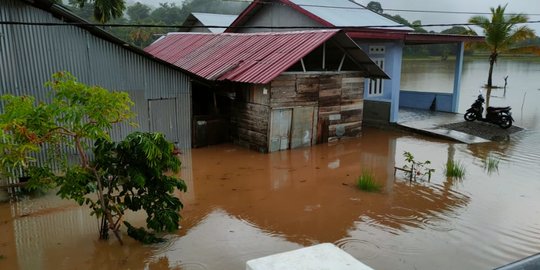 Banjir Rendam Aceh Selatan, Lebih Dari 30 Desa Terdampak | Merdeka.com