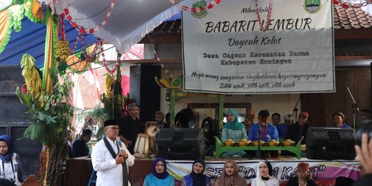 Memaknai Tradisi Babarit di Kuningan, Ajak Warga Tak Beda-bedakan Sesama