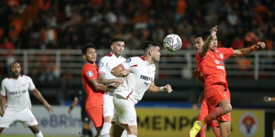 BRI Liga 1: Persis Gagal Pertahankan Keunggulan atas Borneo FC, Rasiman Minta Maaf