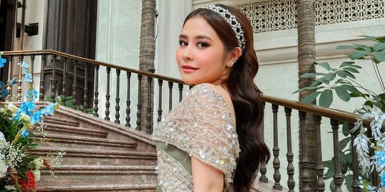 Pesona Prilly Latuconsina Saat jadi Bridesmaid, Cantik Banget Sampai Bikin Pangling