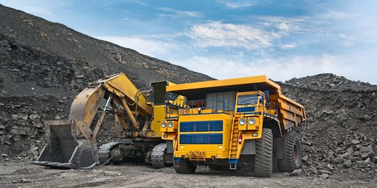 Tambang Ilegal Disebut Libatkan Kekuatan Besar, Benarkah?