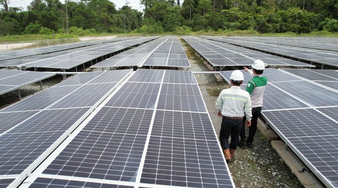 sun energy kembangkan inovasi teknologi solar pv roll up di kawasan pertambangan
