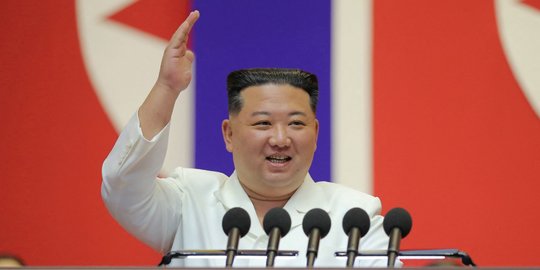 Koran Korea Utara Ungkap Bagaimana Kim Jong-un Bisa Tertular Covid-19