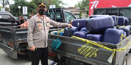 Timbun 2,5 Ton Pertalite, 4 Warga Tangerang Ditangkap Polisi