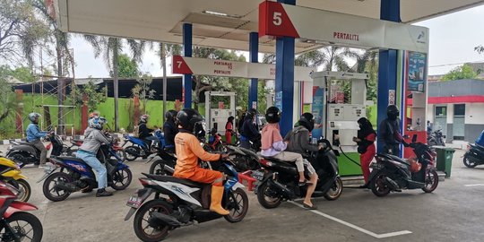 Cerita Warga Sudah Antre di SPBU tapi Dapat Pertalite Harga Rp10.000 per Liter