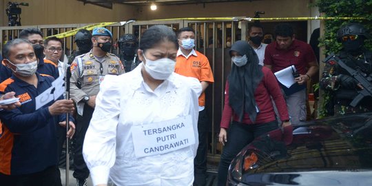 Beda dengan Putri Candrawathi, Wanita Makassar Ditahan dan Beri ASI Balita di Polsek