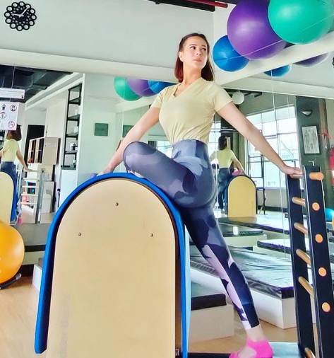 tetap cantik di usia 36 tahun ini rahasia awet muda astrid tiar