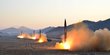 Intelijen AS: Rusia akan Beli Jutaan Roket dan Peluru dari Korea Utara