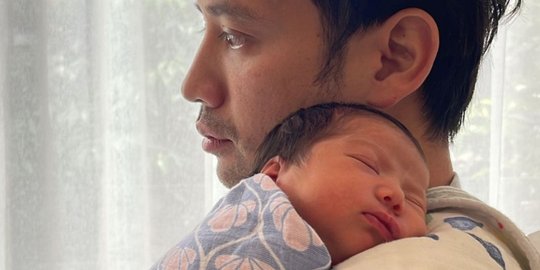 Deretan Foto Terbaru Baby Kayma Anak Kedua Tarra Budiman, Cute Banget!