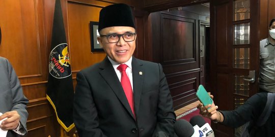 Dilantik Jadi MenPAN-RB, Azwar Anas: Pelayanan Publik Level Kecamatan Harus Terukur