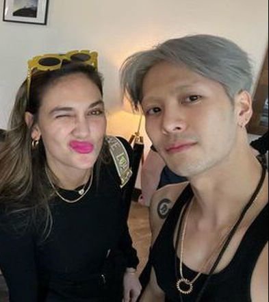 luna maya dengan artis korea